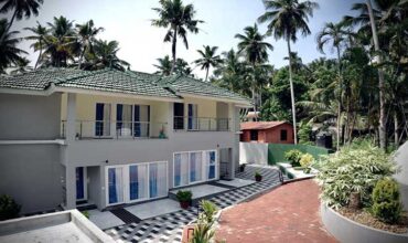 Country Club Resort , Kovalam