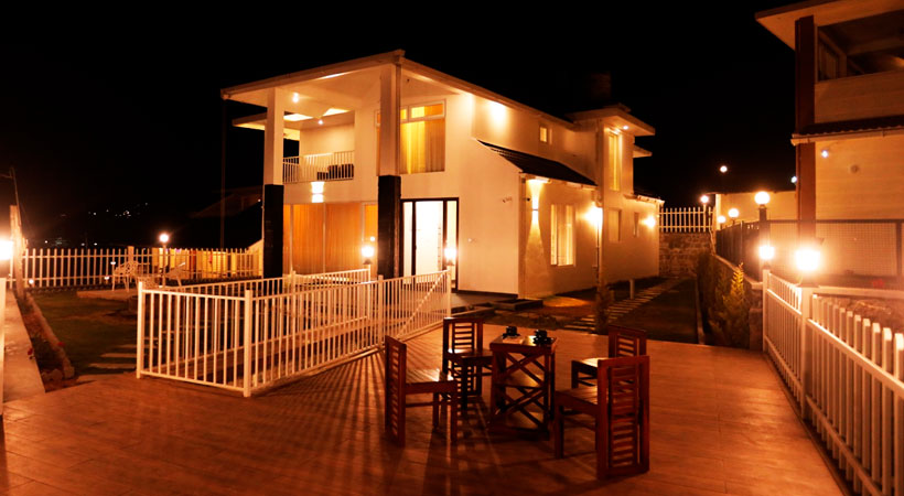 Dreamcloudz Retreats-The Lavish Grande Villa , Ooty